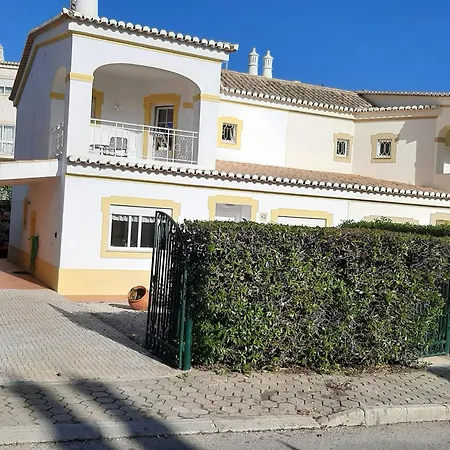 בית נופש Sonho De Ferias *